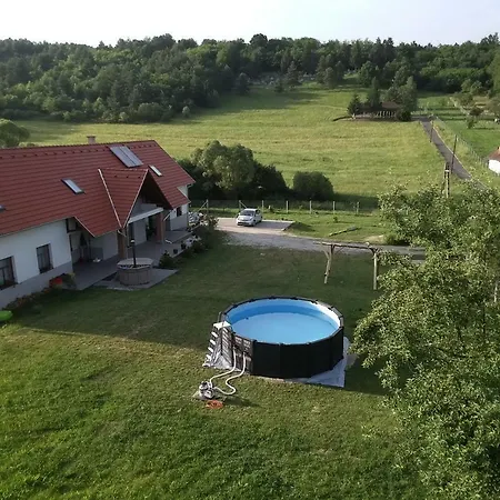 Tóberke Apartman Imola